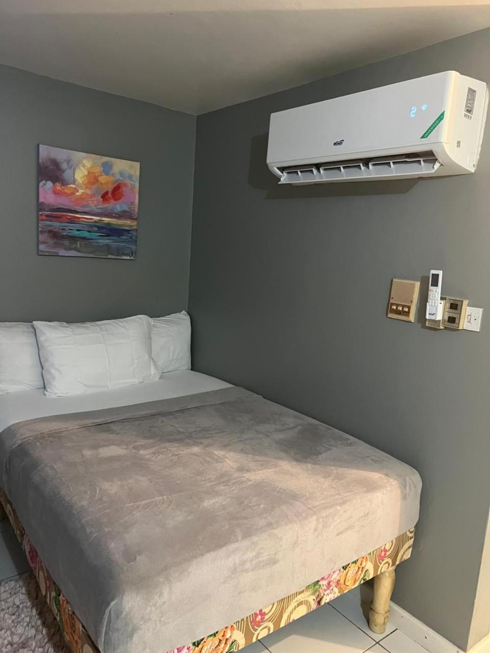 Ferienwohnung Malibu Ocean View Studio Montego Bay Exterior foto